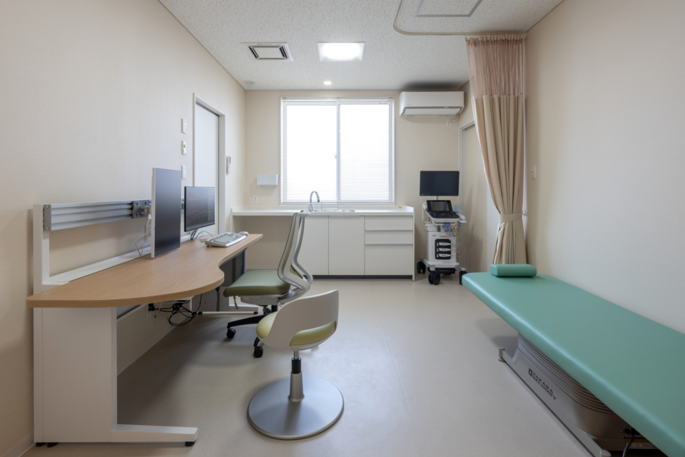 垣内医院診察室